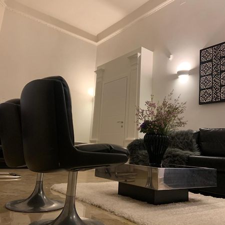 Bari Downtown Luxury Apartment Exterior foto